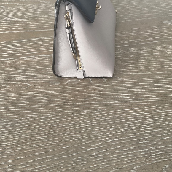 Salvatore Ferragamo small leather, blue, and gray purse - Picture 5 of 9